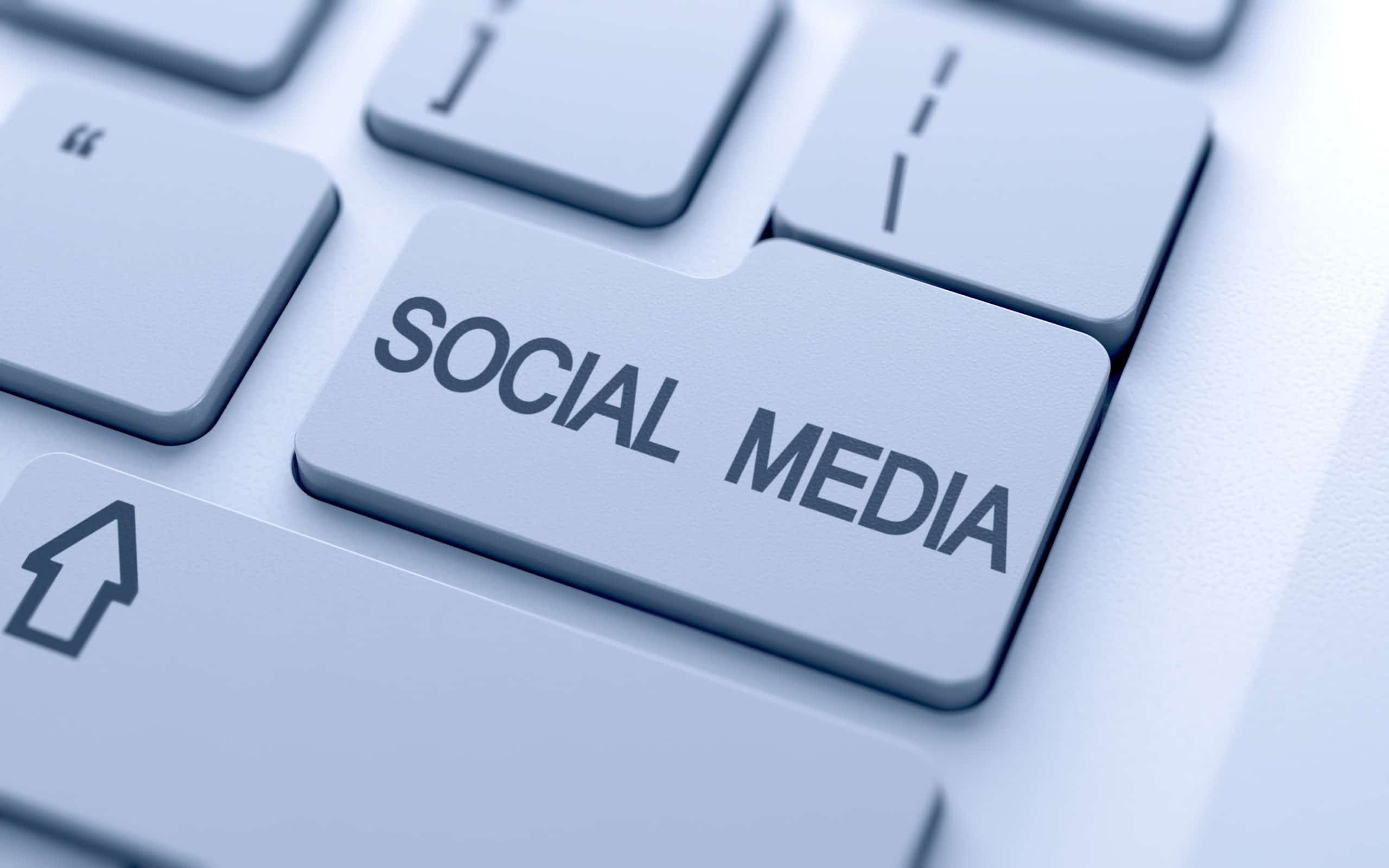 Social Media key on a computer keyboard